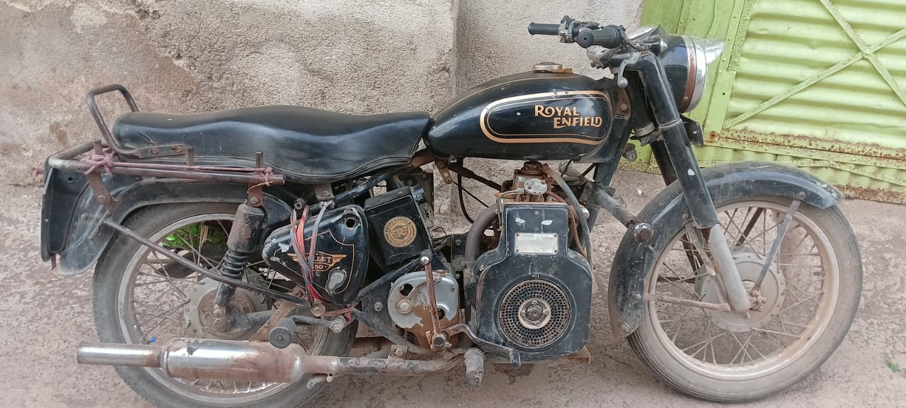 વેચાણ માટે 4